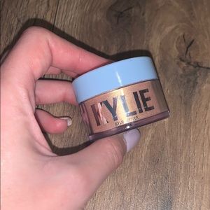 Kylie Cosmetics Let It Snow Loose Highlighter 😚